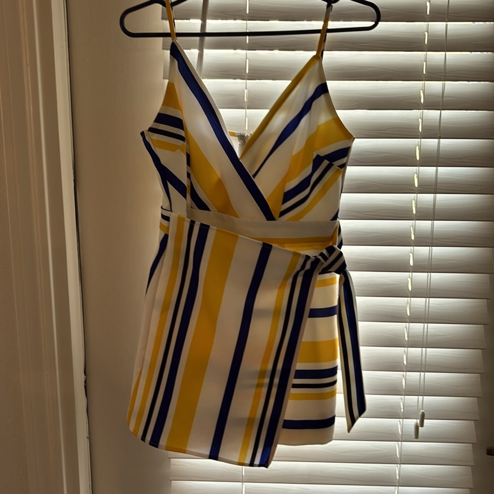 Don’t wear it enough so selling it!